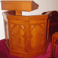 Gunder Wood Lecturns and Pulpits